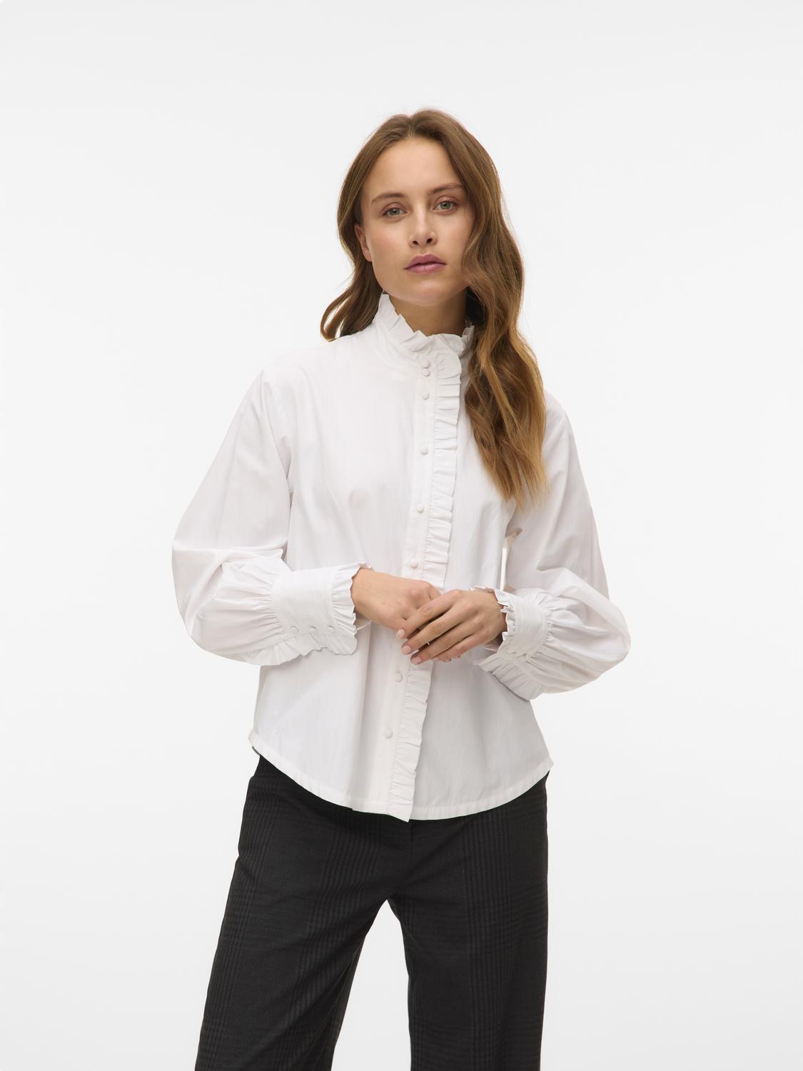 model_shot-front